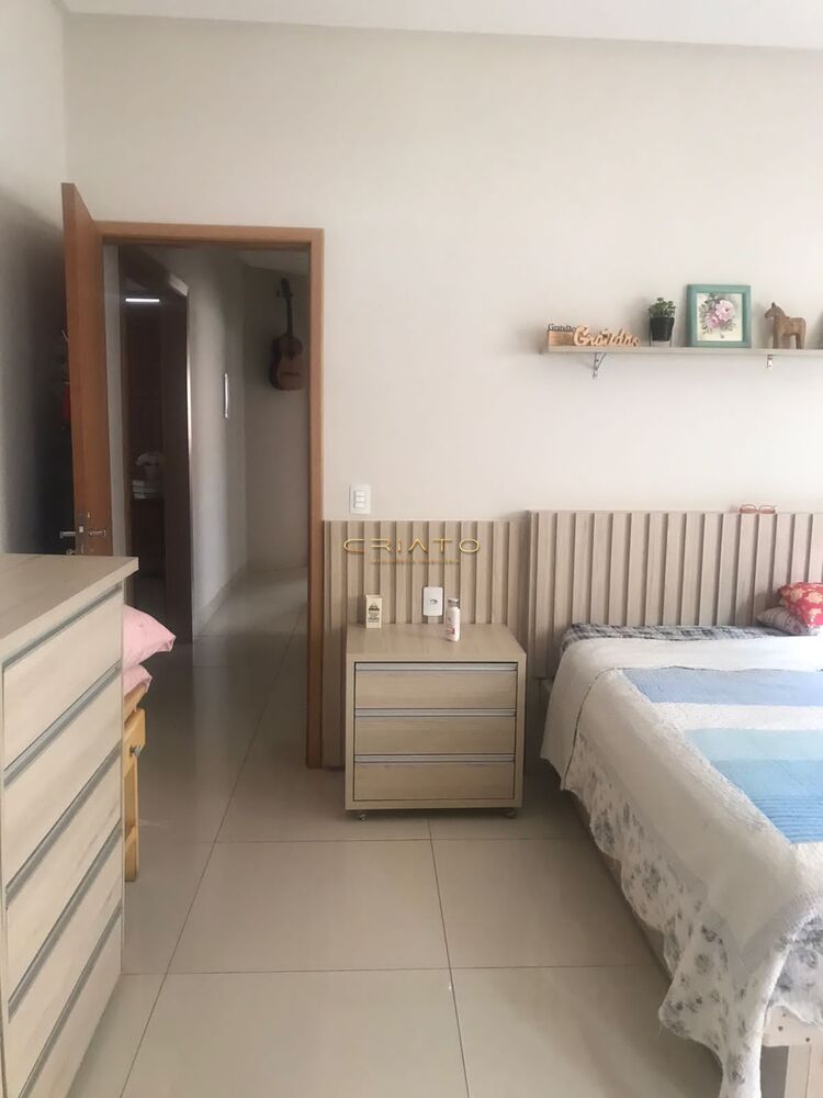 Casa, 3 quartos, 220 m² - Foto 14