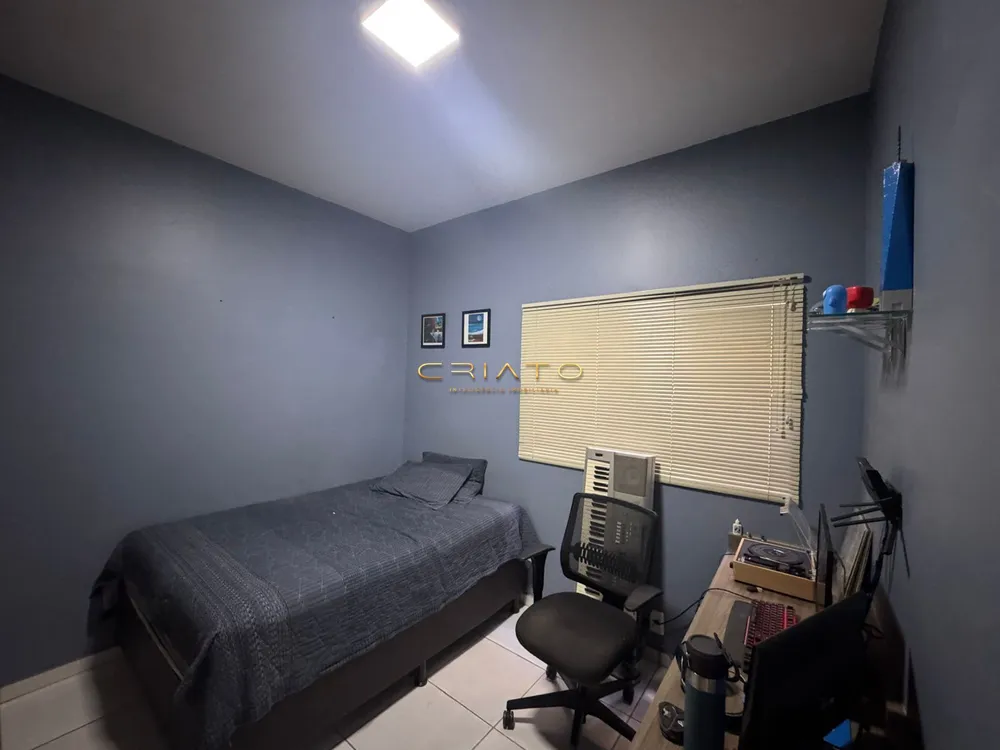 Casa, 3 quartos, 136 m² - Foto 1