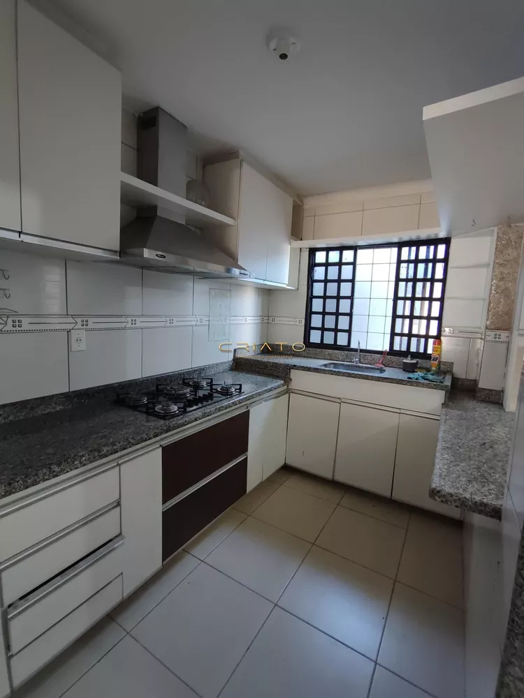 Sobrado à venda com 3 quartos, 280m² - Foto 3