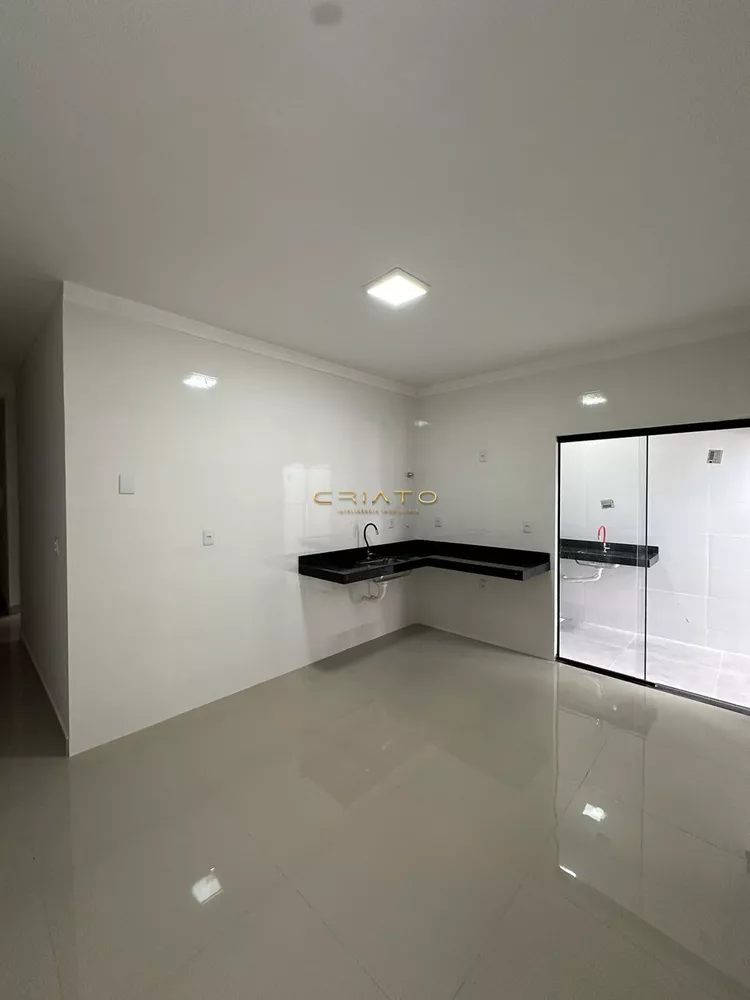 Casa à venda com 3 quartos, 105m² - Foto 3