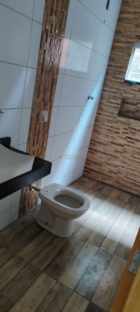Casa à venda com 2 quartos, 180m² - Foto 5