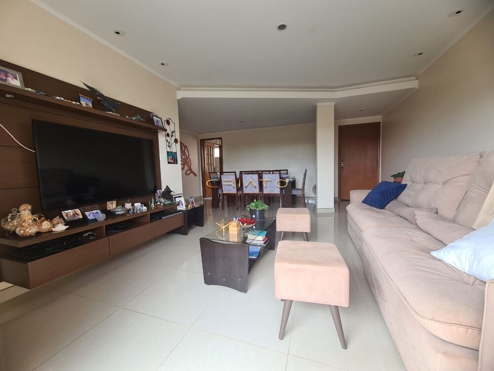 Apartamento à venda com 4 quartos, 140m² - Foto 4
