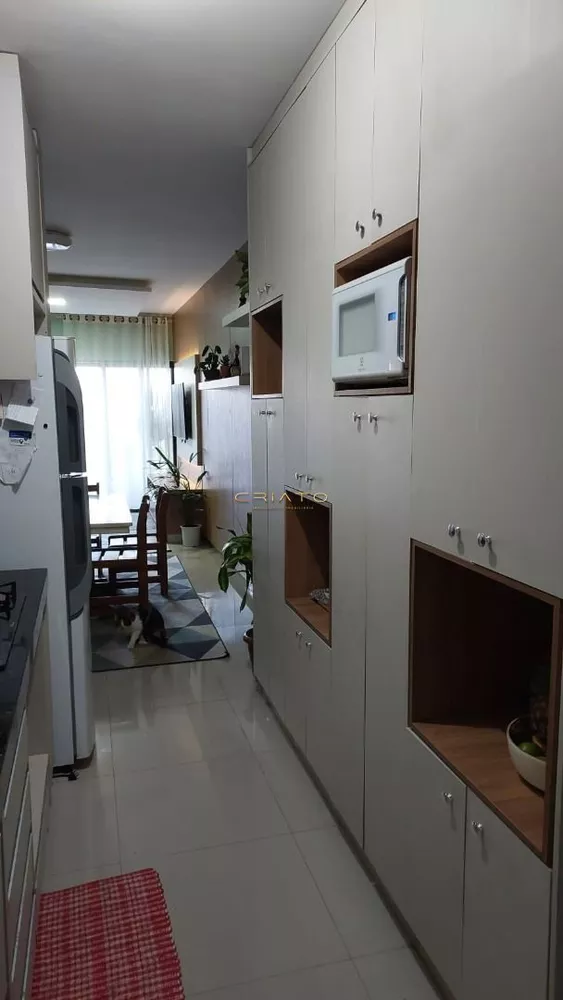 Casa à venda com 3 quartos, 79m² - Foto 4