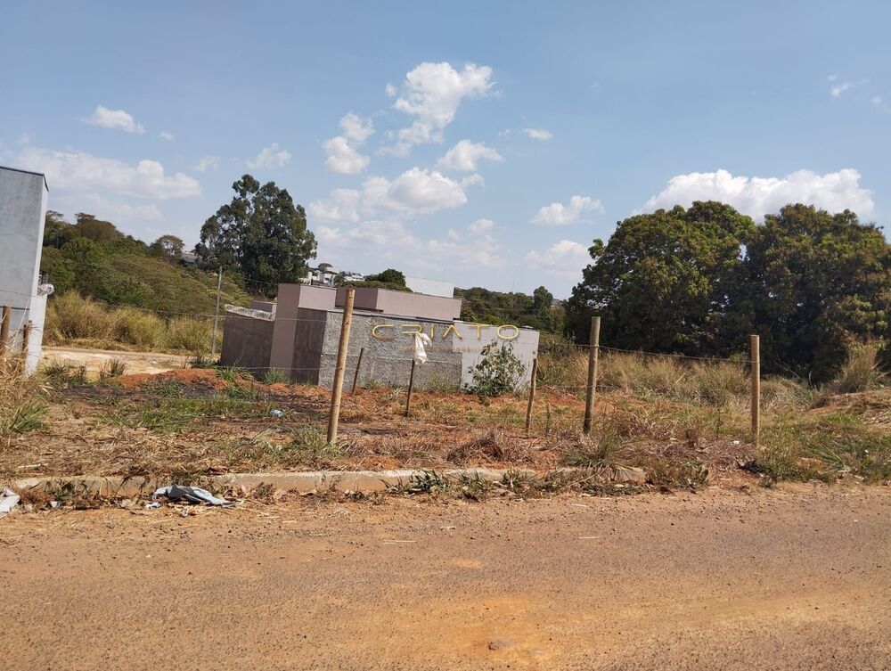 Terreno, 200 m² - Foto 2