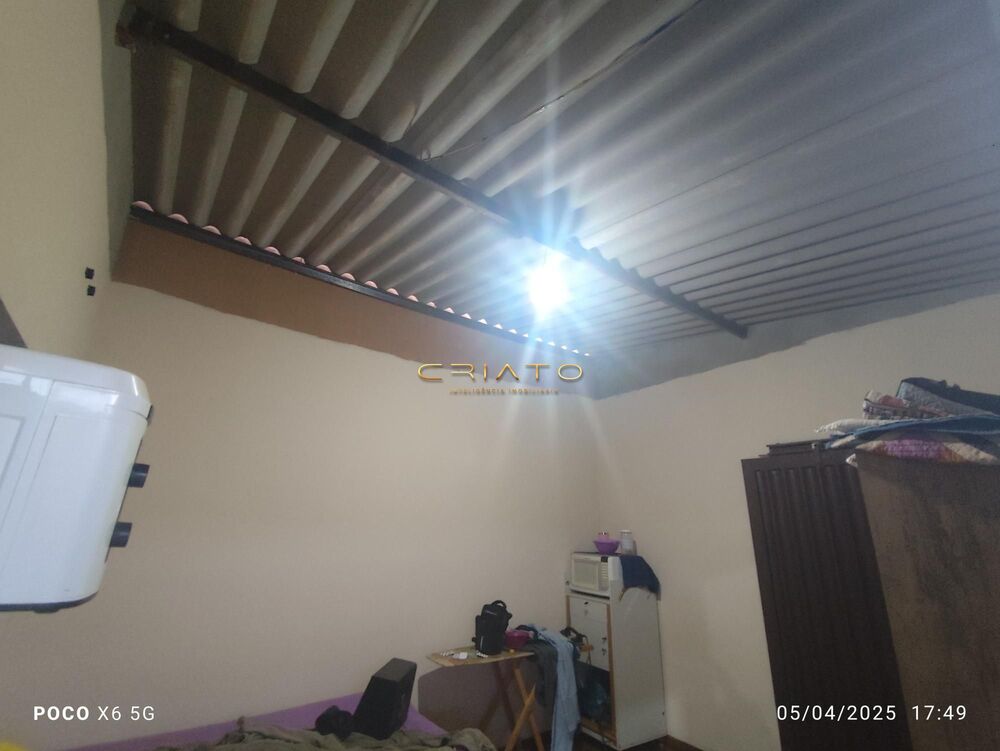 Depósito-Galpão-Armazém à venda, 220m² - Foto 2