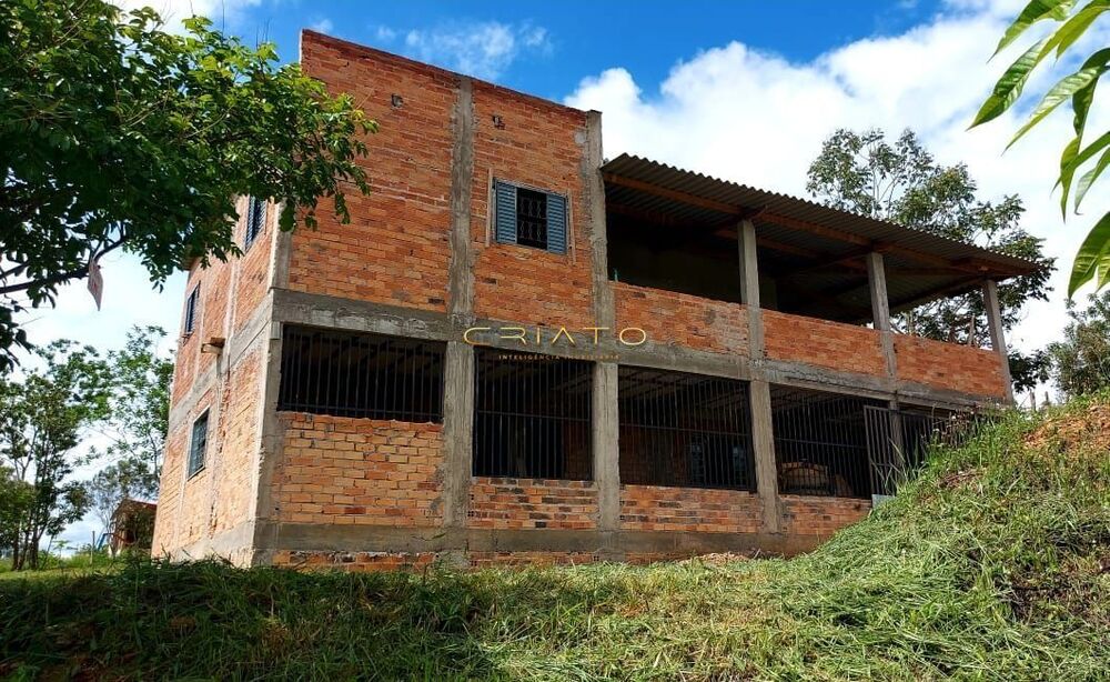 Chácara à venda com 3 quartos, 240m² - Foto 4
