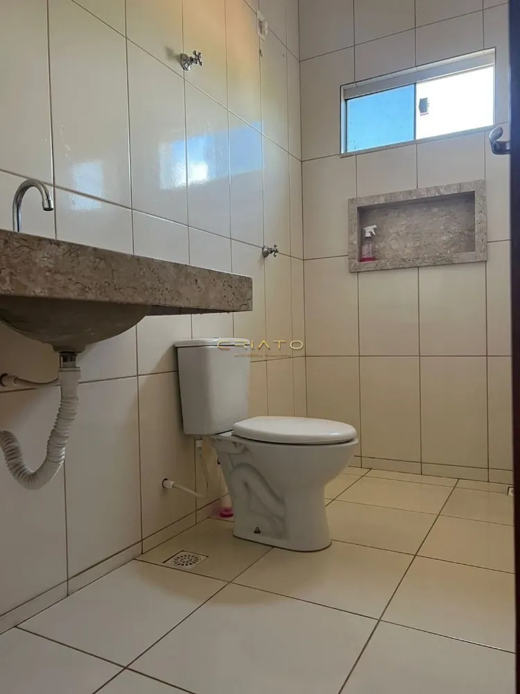 Sobrado, 3 quartos, 240 m² - Foto 1