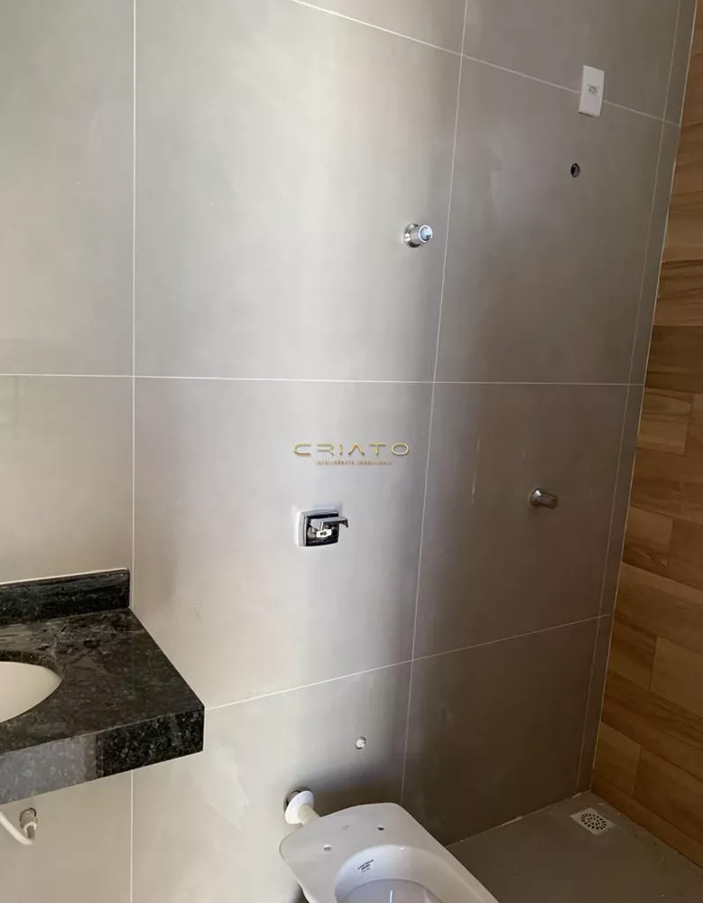 Casa, 3 quartos, 226 m² - Foto 1