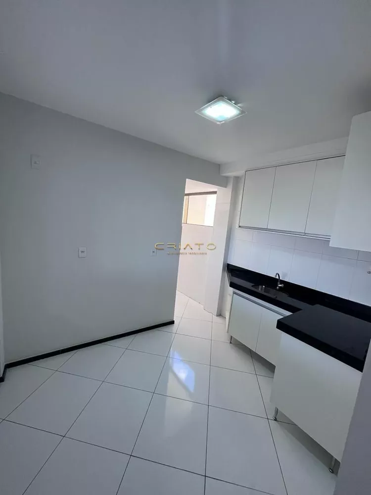 Apartamento à venda com 2 quartos, 82m² - Foto 3