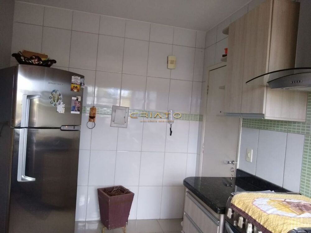 Apartamento à venda com 3 quartos, 115m² - Foto 4