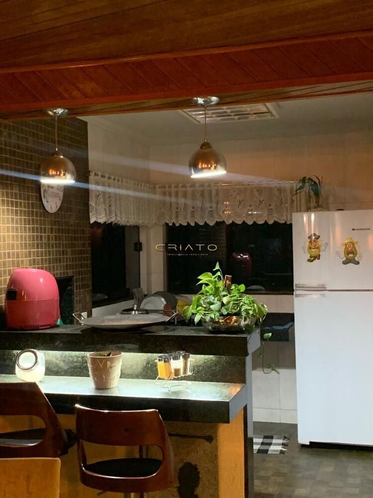 Sobrado, 5 quartos, 330 m² - Foto 5