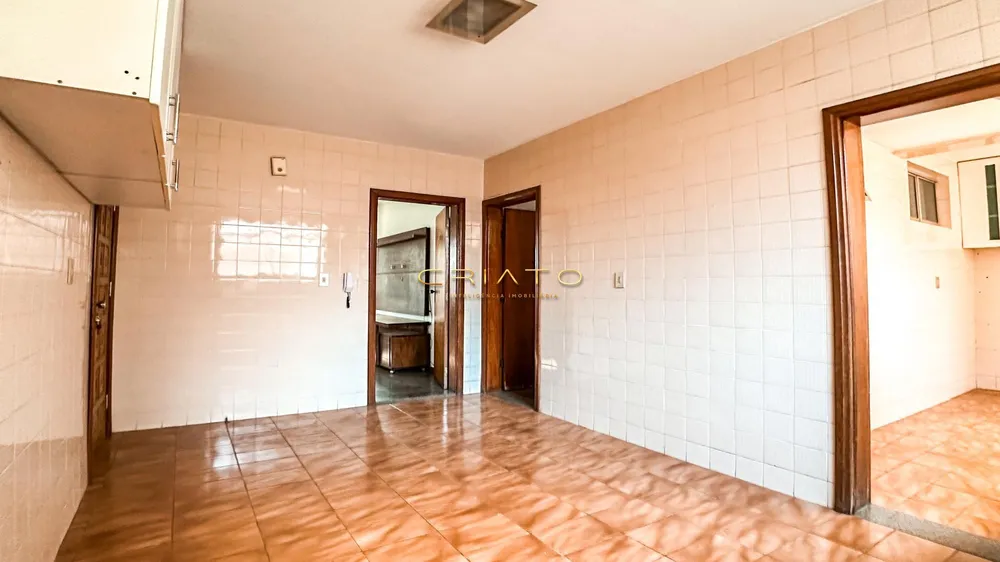 Apartamento, 3 quartos, 186 m² - Foto 1