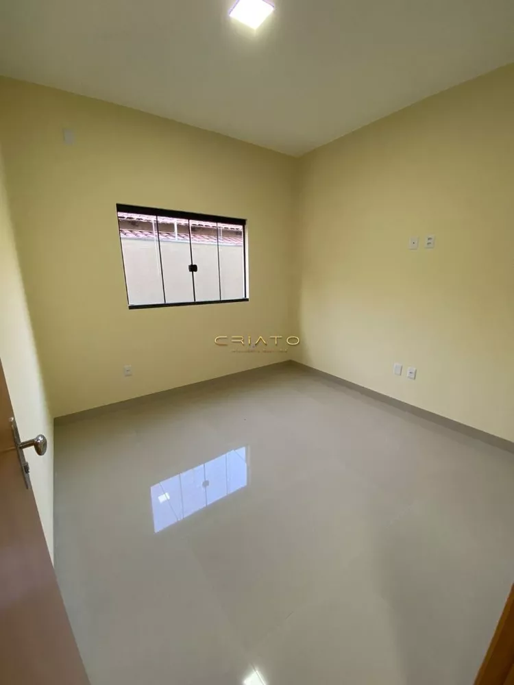 Casa à venda com 3 quartos, 106m² - Foto 3