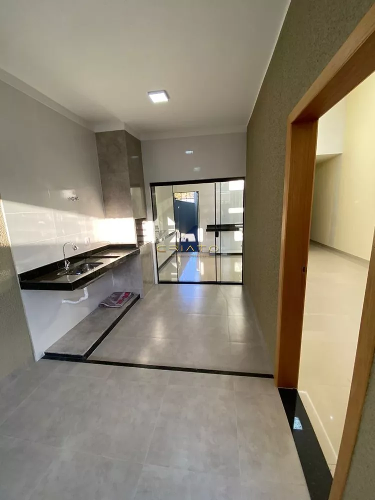 Casa à venda com 3 quartos, 106m² - Foto 6