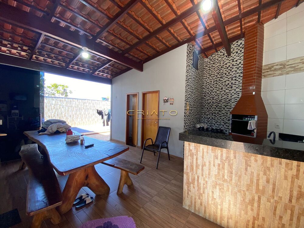 Casa à venda com 3 quartos, 165m² - Foto 15