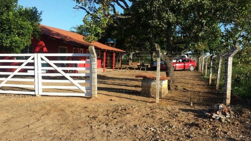 Chácara à venda com 3 quartos, 1000m² - Foto 4
