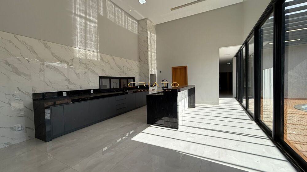 Casa, 4 quartos, 268 m² - Foto 4