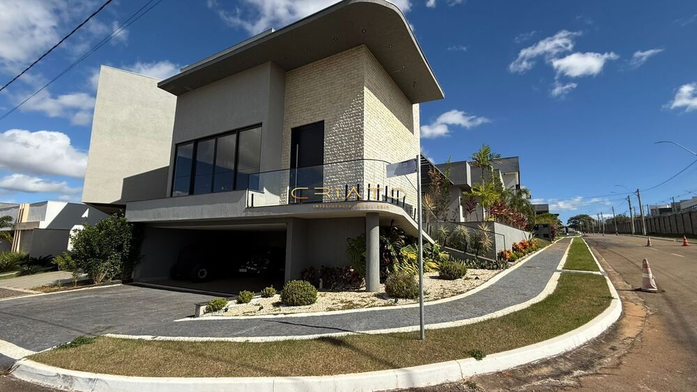 Casa, 4 quartos, 268 m² - Foto 1