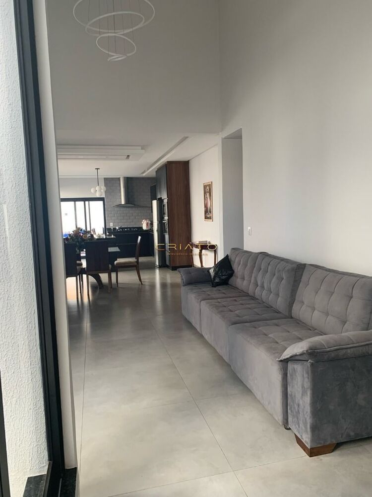 Casa à venda com 4 quartos, 222m² - Foto 3