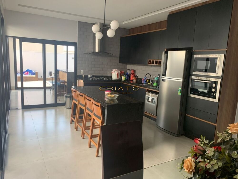 Casa à venda com 4 quartos, 222m² - Foto 8