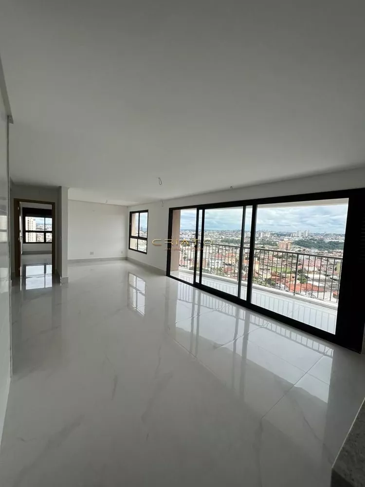 Apartamento à venda com 3 quartos, 149m² - Foto 1