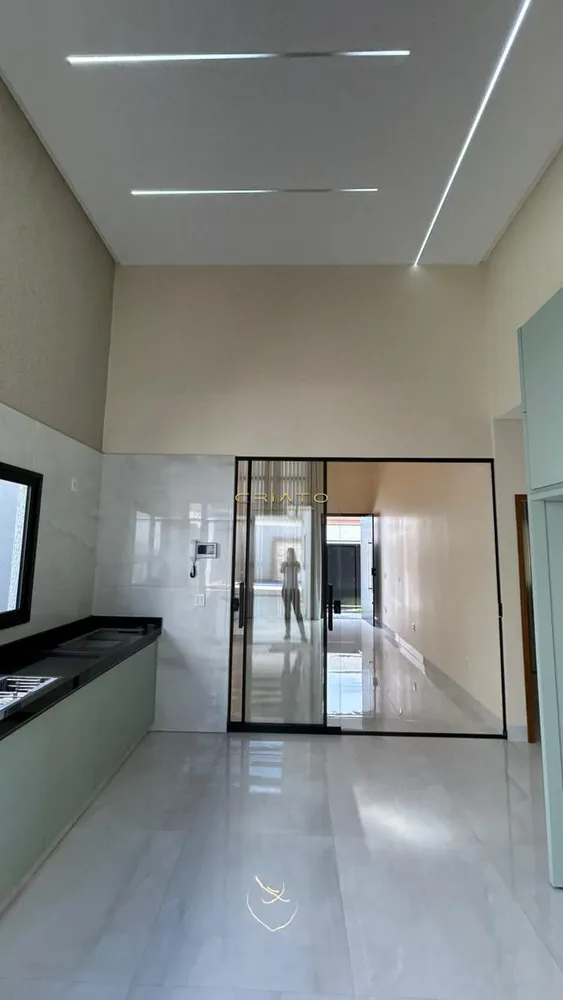 Casa, 3 quartos, 181 m² - Foto 1