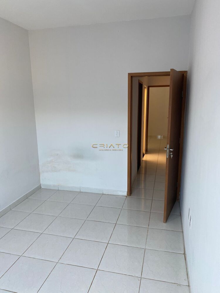 Casa à venda com 3 quartos, 120m² - Foto 4