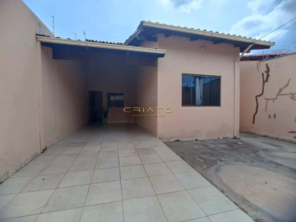 Casa à venda com 3 quartos, 120m² - Foto 1