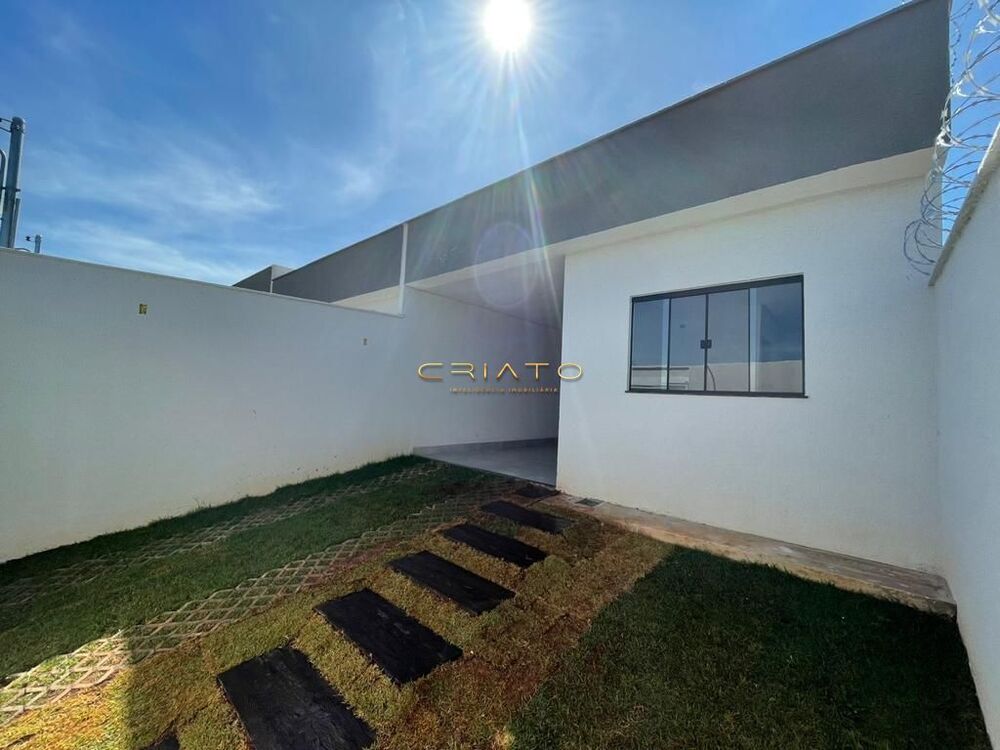 Casa à venda com 3 quartos, 110m² - Foto 2