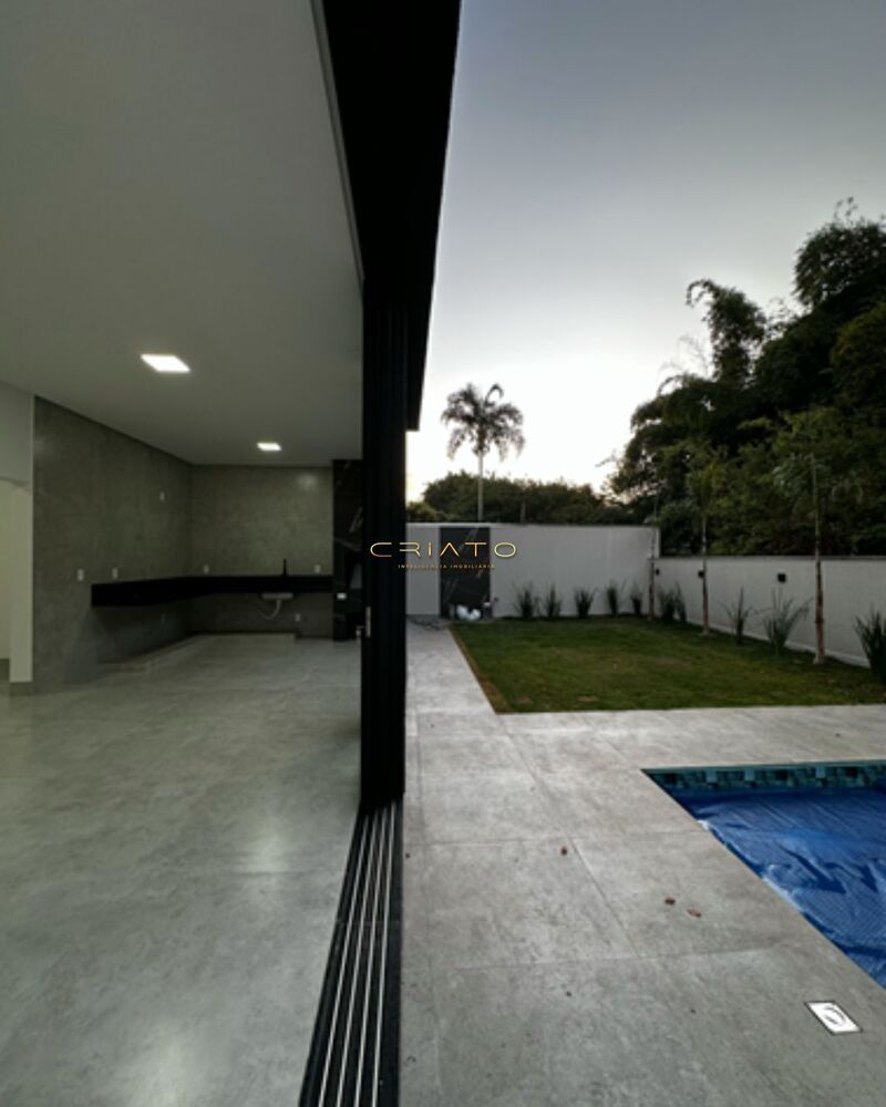 Casa à venda com 3 quartos, 162m² - Foto 11