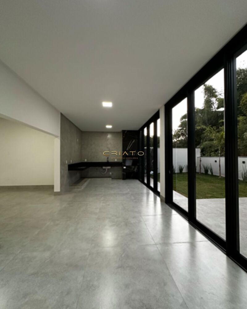 Casa à venda com 3 quartos, 162m² - Foto 14