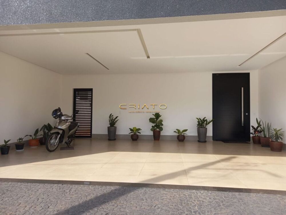 Casa à venda com 3 quartos, 270m² - Foto 1