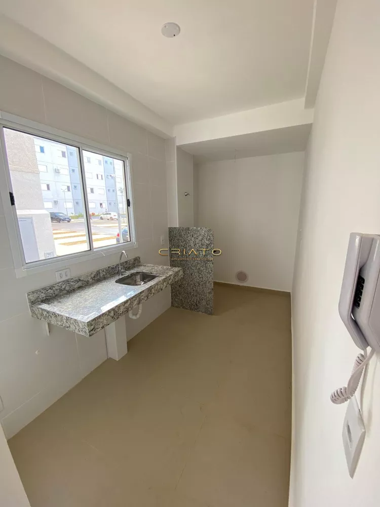 Apartamento à venda com 2 quartos, 30m² - Foto 4