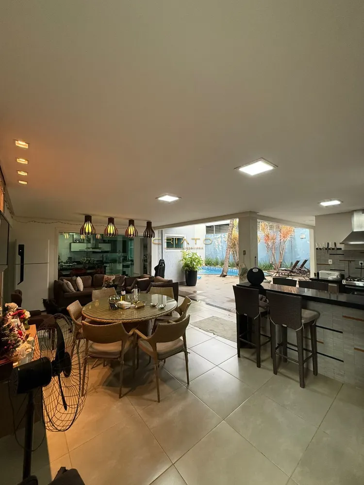 Casa, 4 quartos, 440 m² - Foto 2
