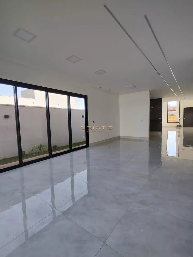 Casa, 3 quartos, 196 m² - Foto 4