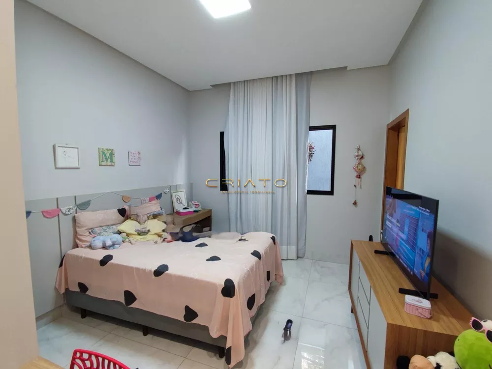 Casa, 3 quartos, 200 m² - Foto 10