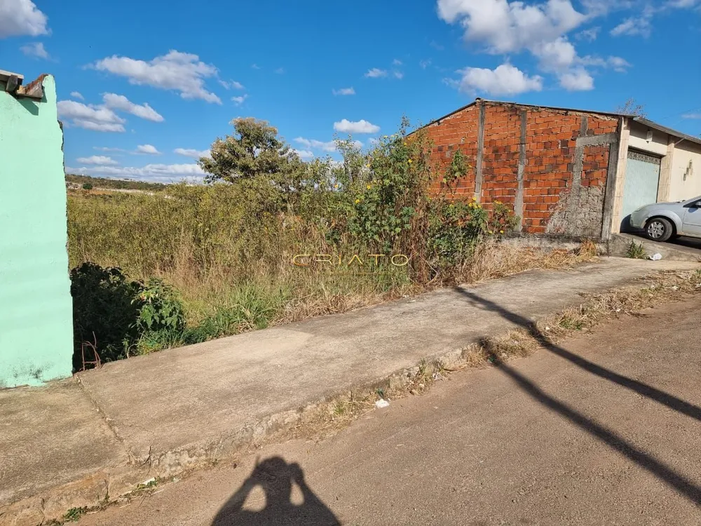 Terreno, 300 m² - Foto 1