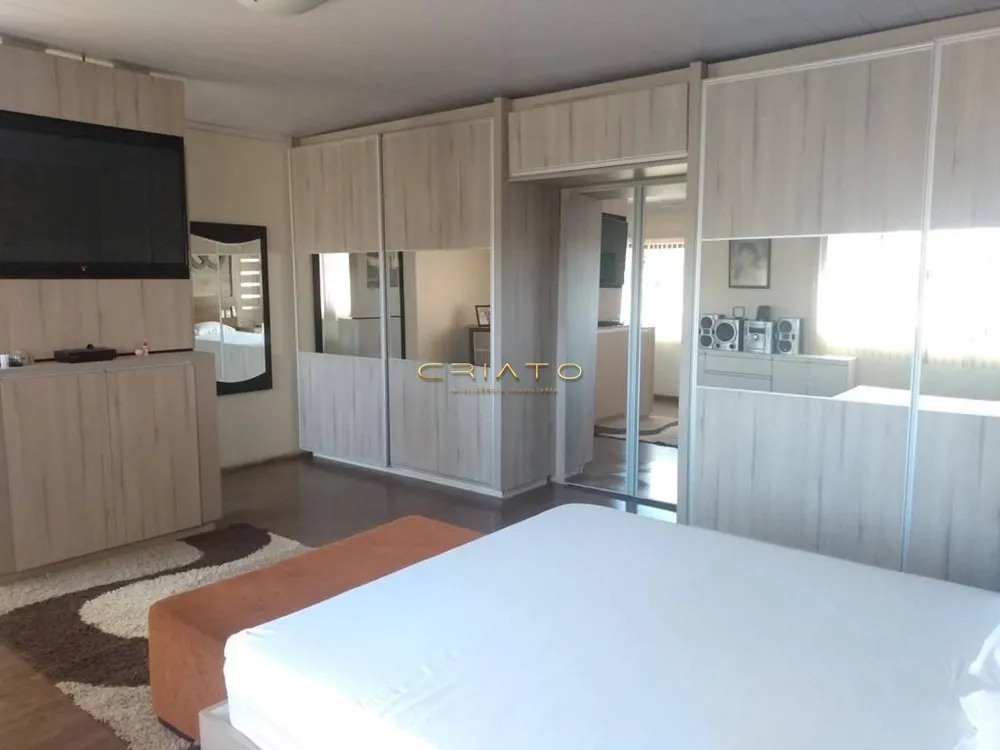 Sobrado, 3 quartos, 287 m² - Foto 6