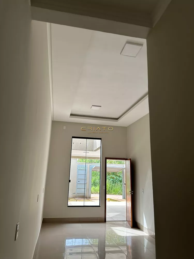 Casa à venda com 3 quartos, 104m² - Foto 1