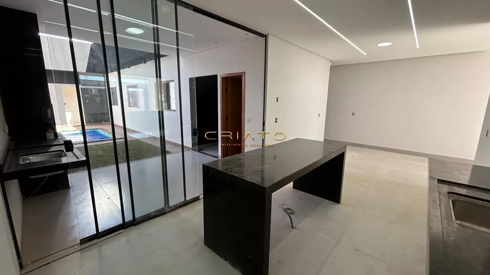 Casa à venda com 3 quartos, 138m² - Foto 4