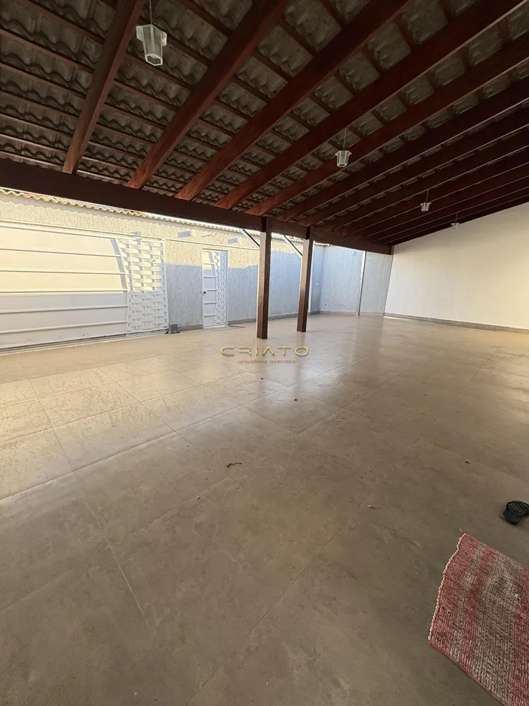 Casa, 4 quartos, 263 m² - Foto 3