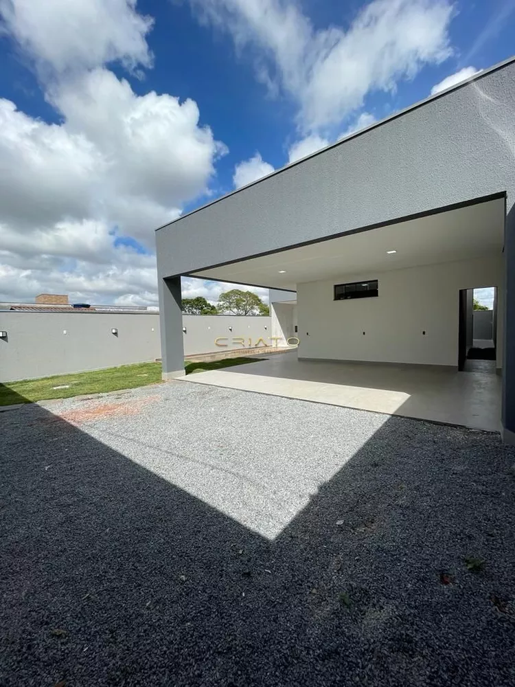 Casa à venda com 3 quartos, 202m² - Foto 4