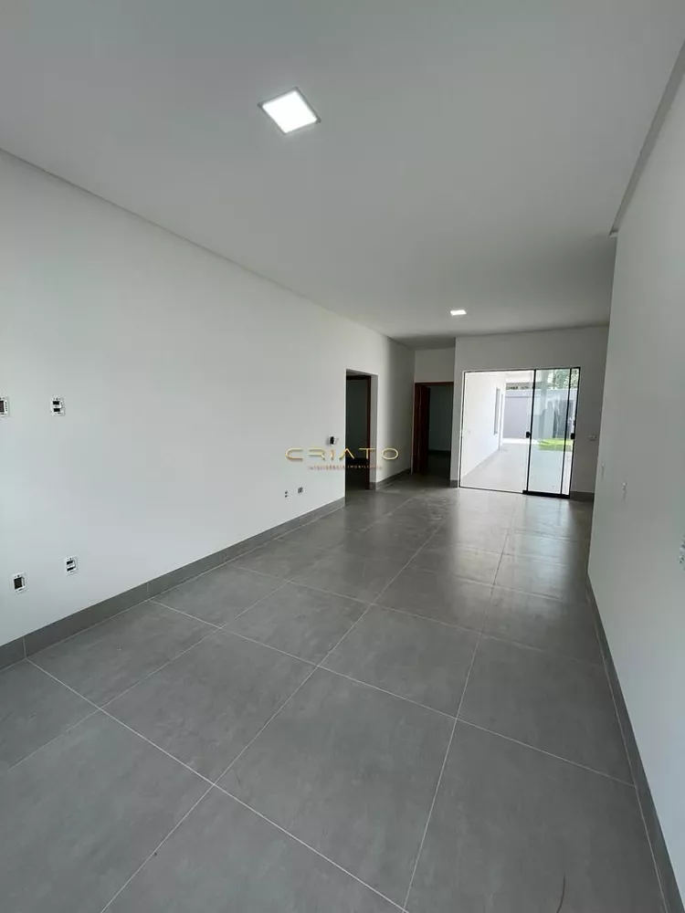 Casa à venda com 3 quartos, 202m² - Foto 10