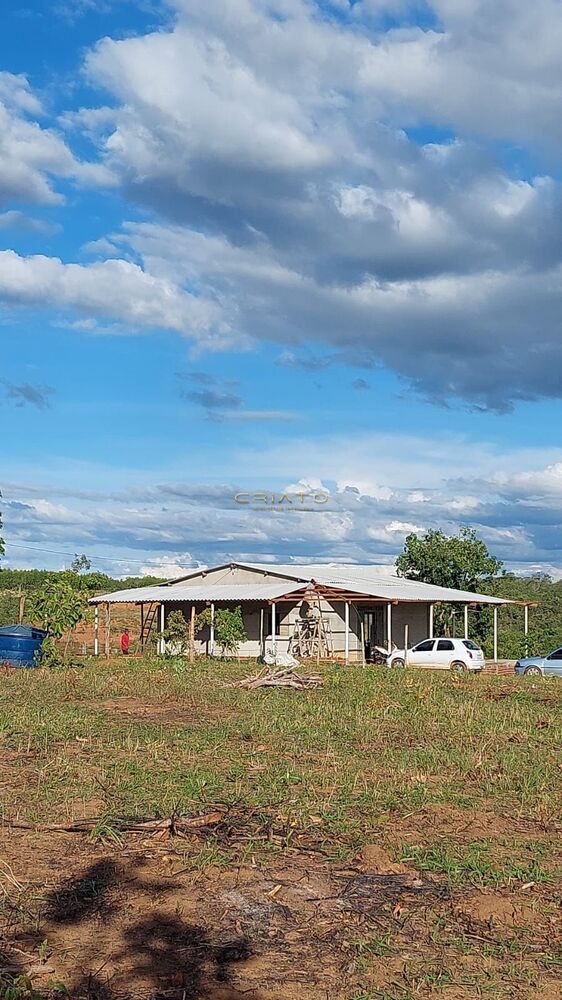 Chácara à venda com 2 quartos, 48400m² - Foto 2