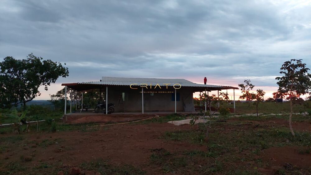 Chácara à venda com 2 quartos, 48400m² - Foto 1