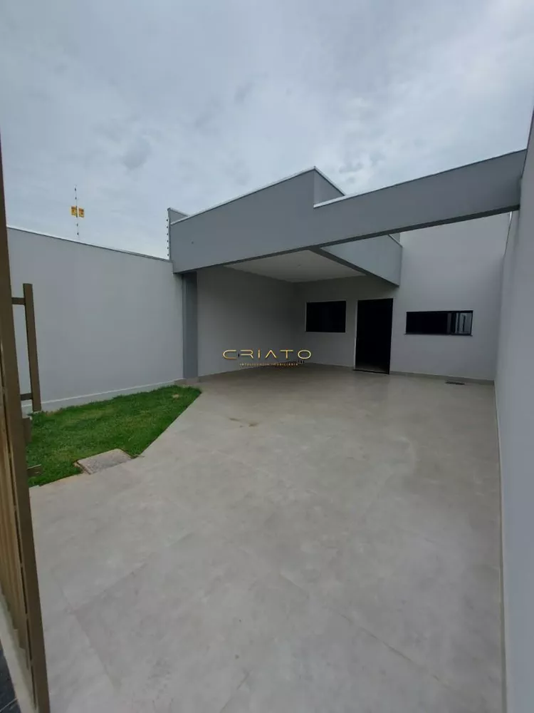 Casa à venda com 3 quartos, 100m² - Foto 1