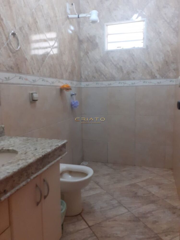 Casa à venda com 3 quartos, 170m² - Foto 4