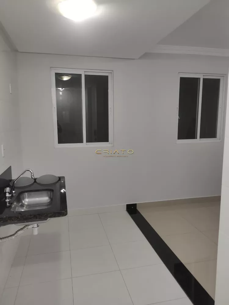 Apartamento, 1 quarto, 27 m² - Foto 2