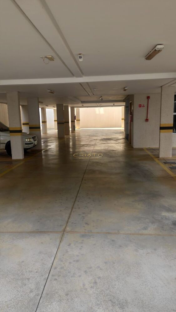 Apartamento à venda com 1 quarto, 32m² - Foto 2