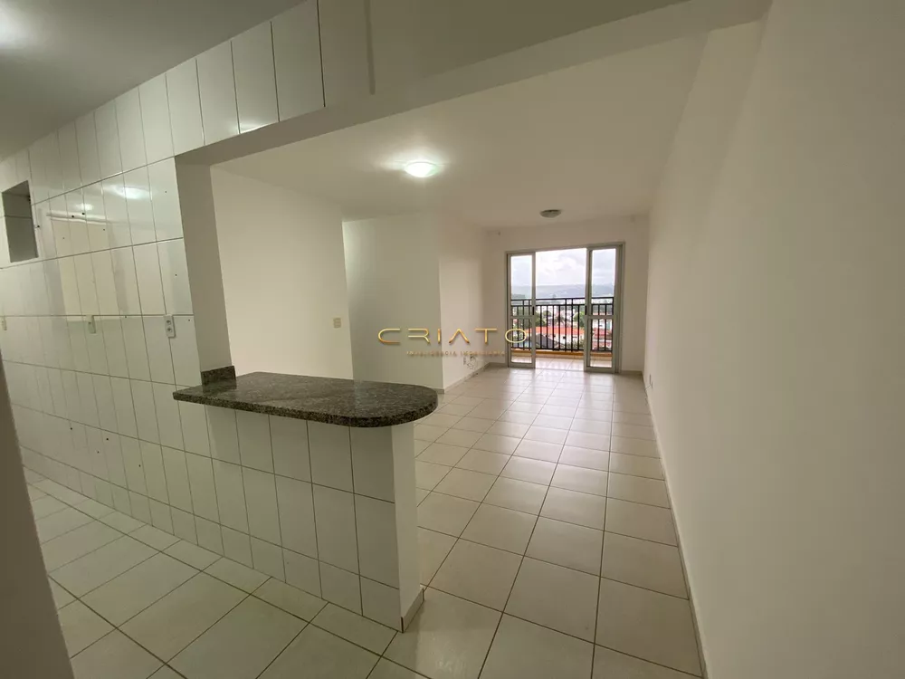 Apartamento à venda com 3 quartos, 78m² - Foto 1